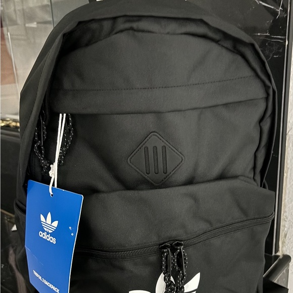 Adidas backpack brand new - Picture 3 of 4